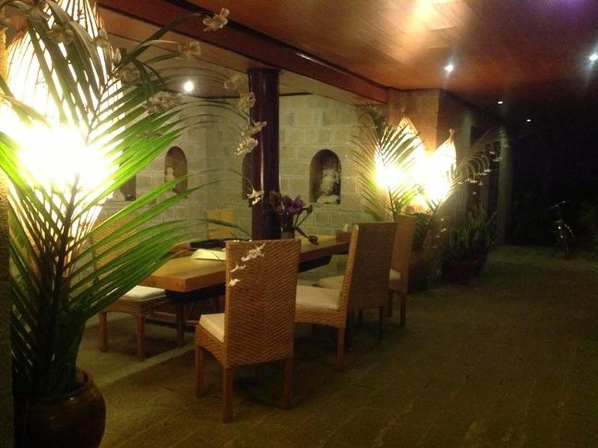 Mrauk U Princess Resort Exterior photo
